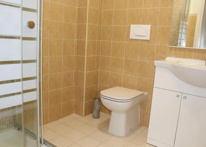 4u Self Check In Konukevi *