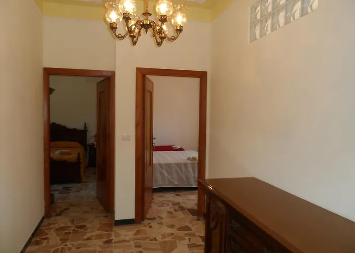 4u Self Check In Konukevi Alghero